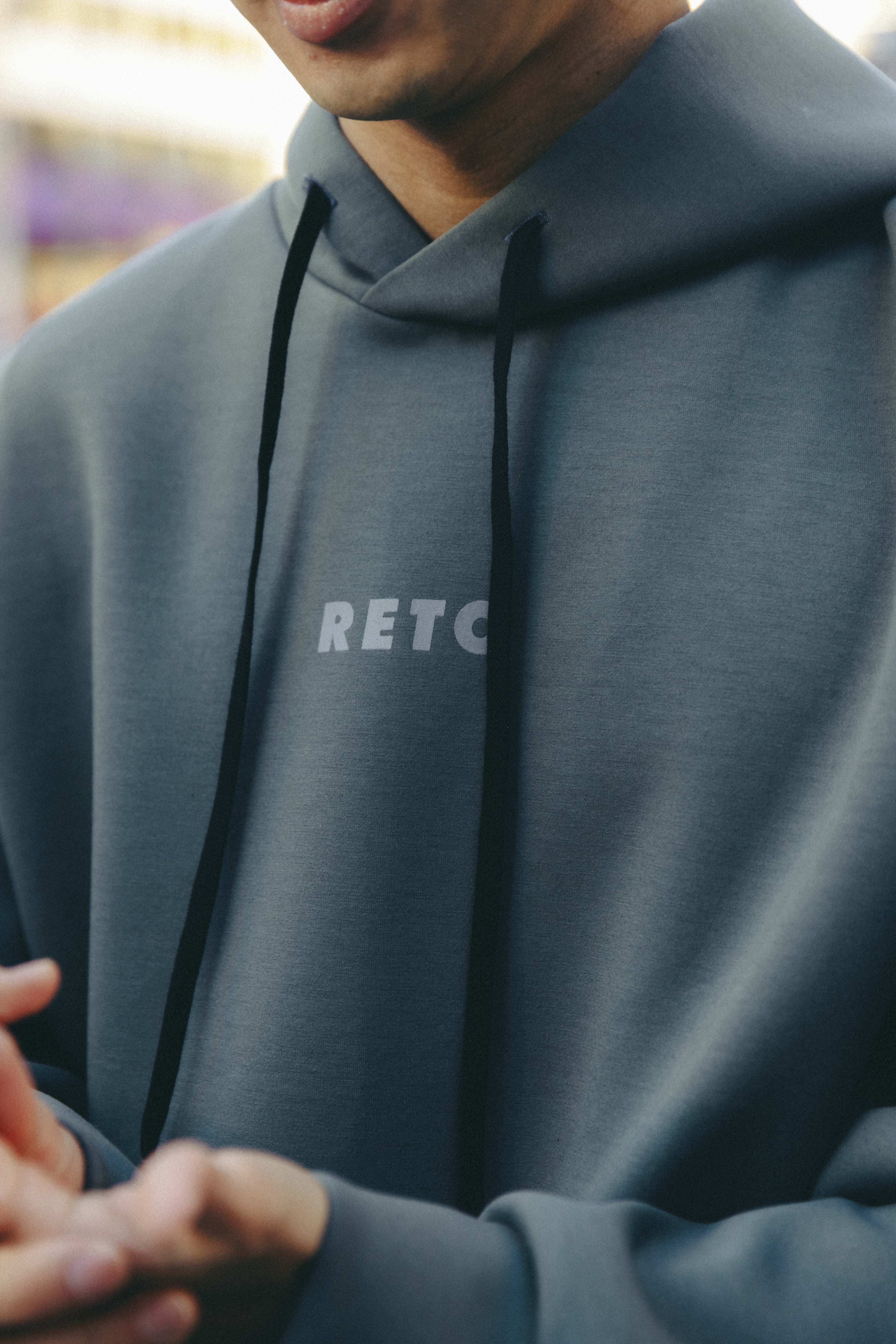 TECH HOODIE