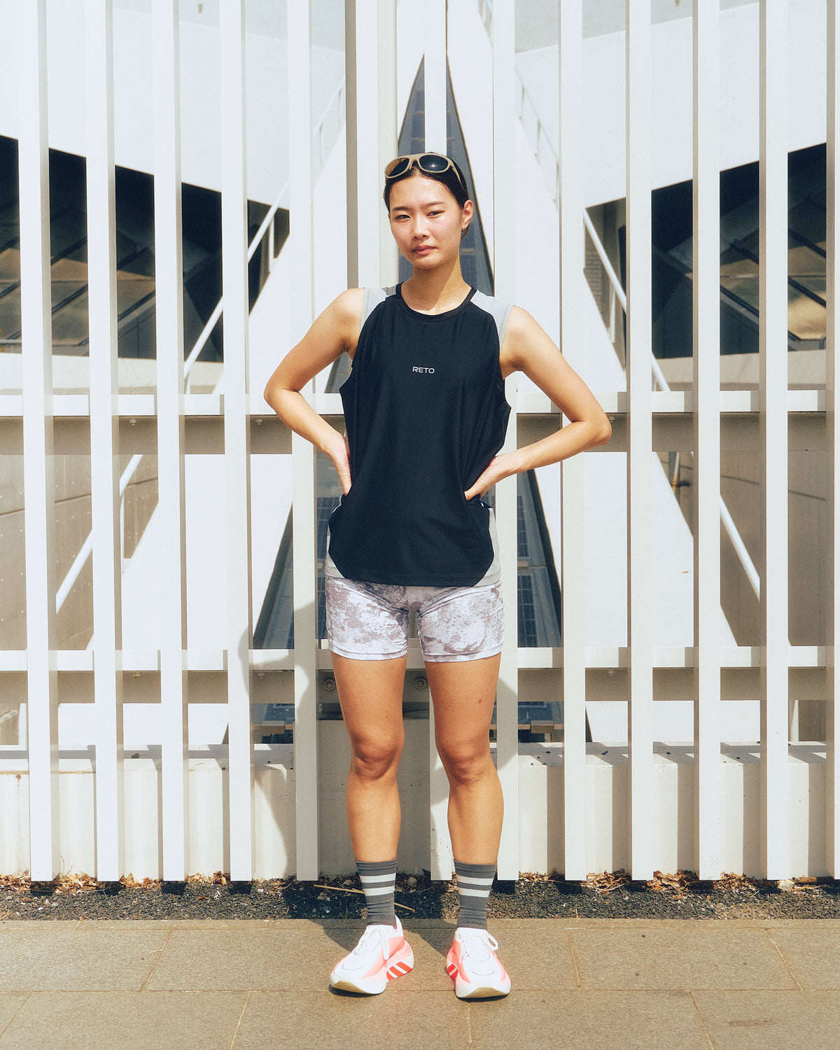 PANEL SLEEVELESS