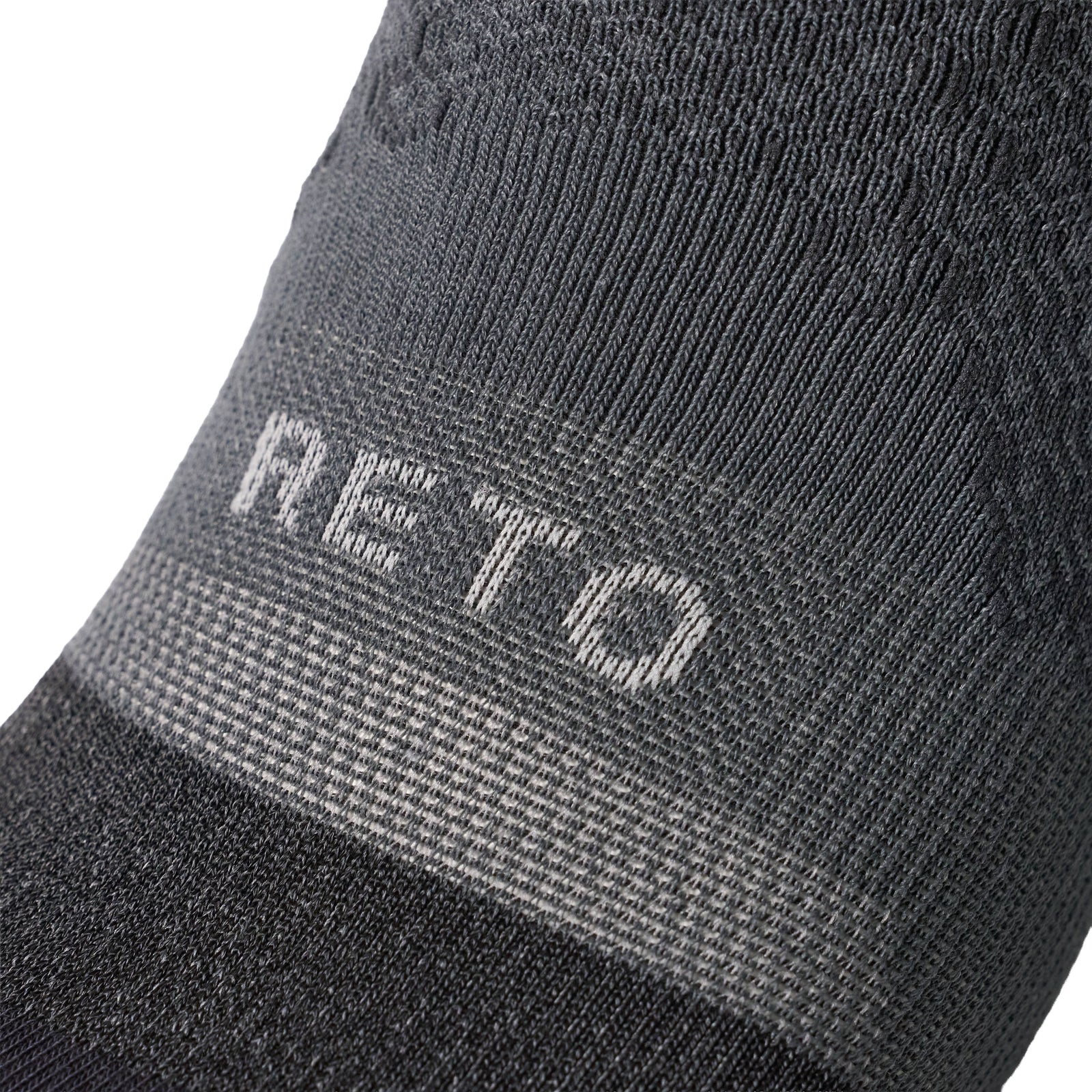 RETO中筒跑襪細節
